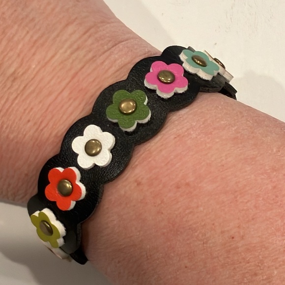Multi Color Leather Bracelet - Picture 7 of 9